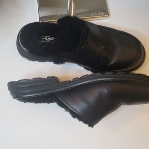Ugg black Clogs size 7